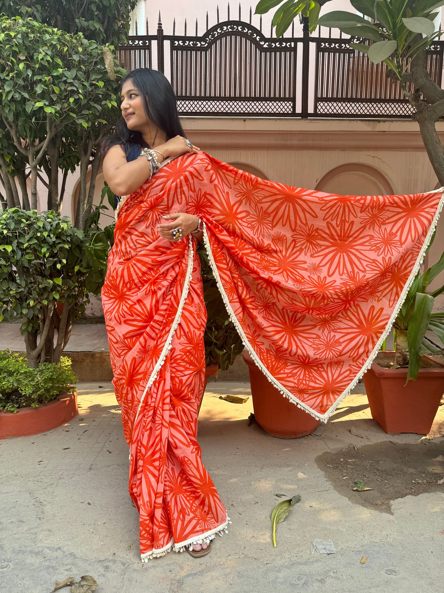 Blooming Red Florals Saree Chanderi